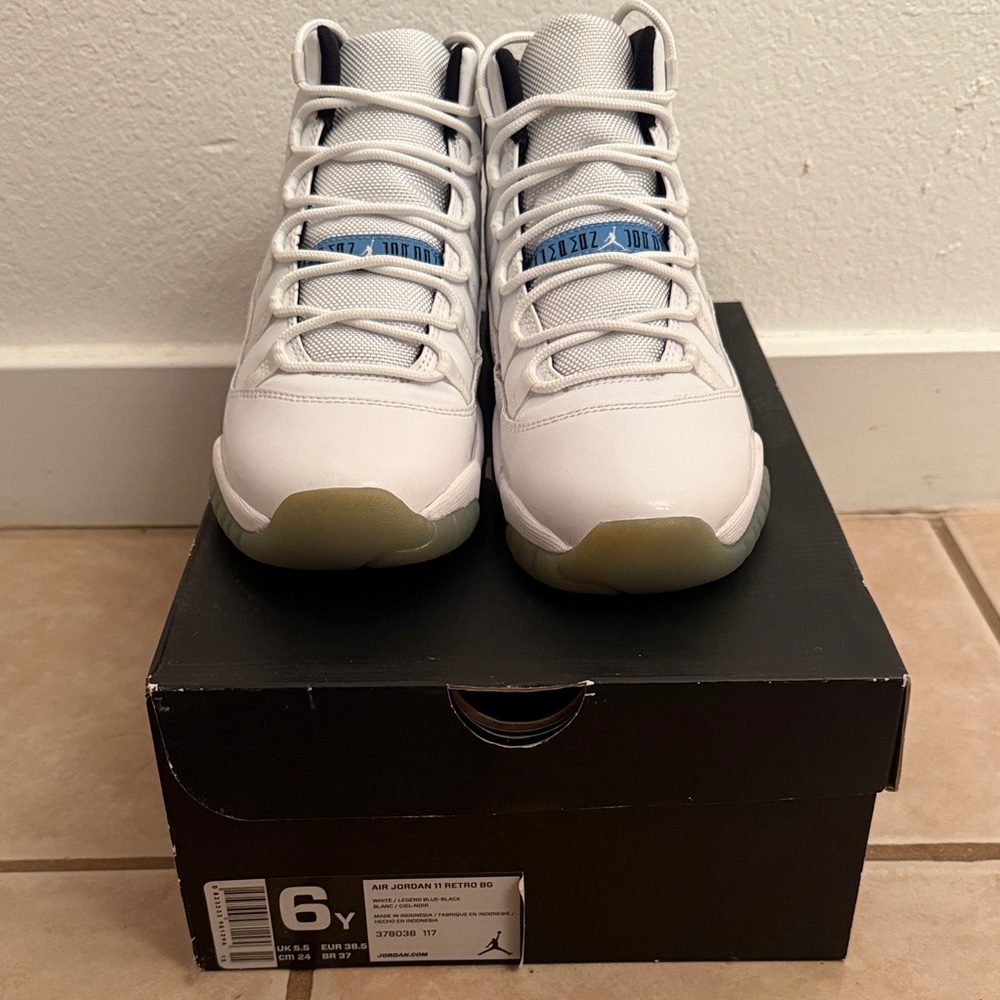 Legend Blues Retro 11s
